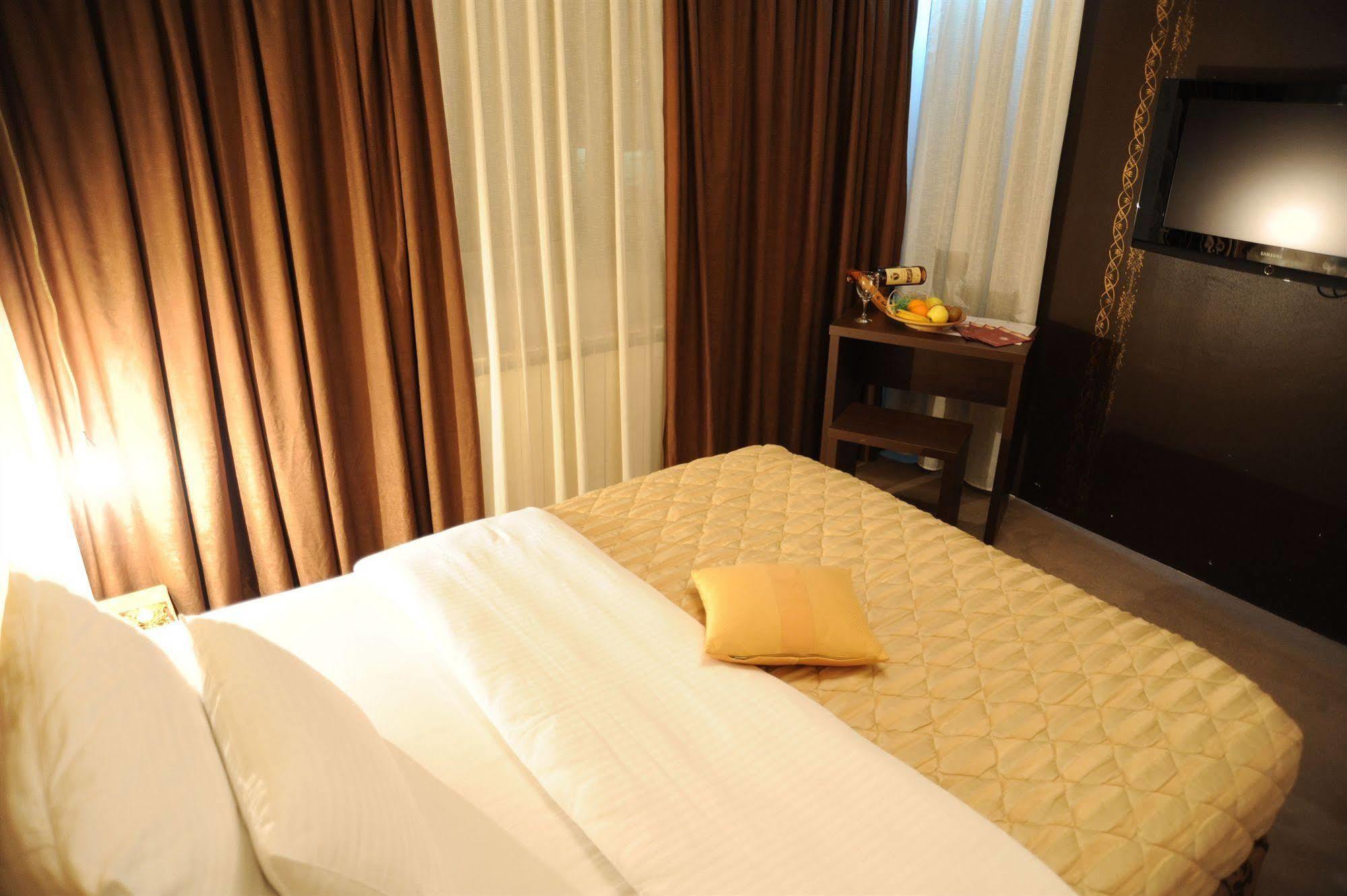 Hotel Merona Сараево Екстериор снимка
