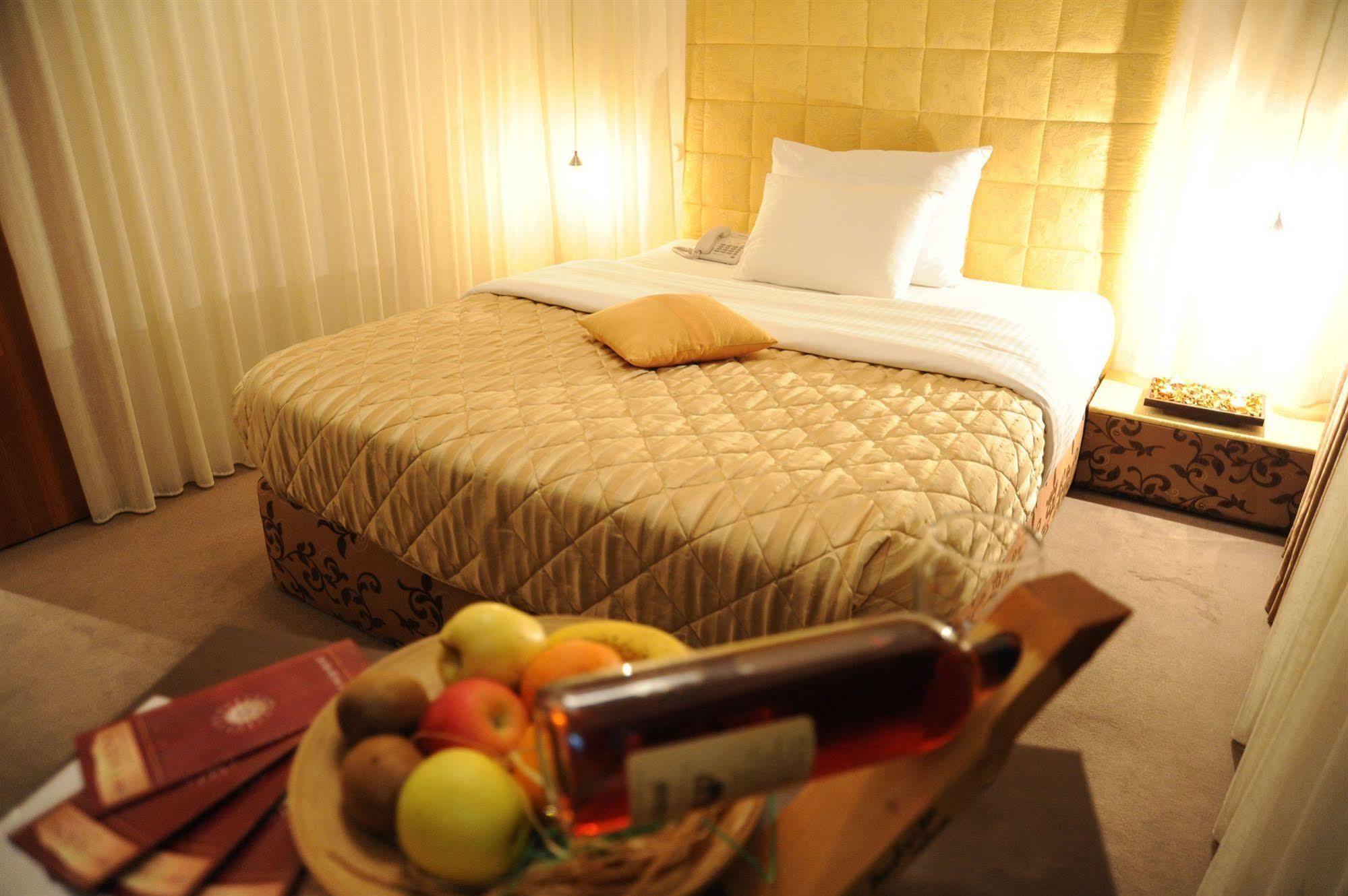 Hotel Merona Сараево Екстериор снимка
